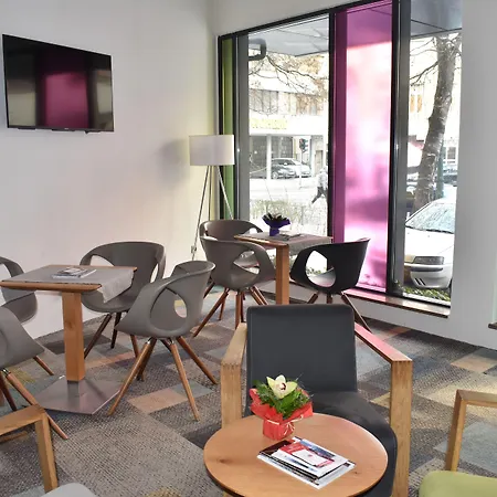 Cosmopolit Hotel 3*
